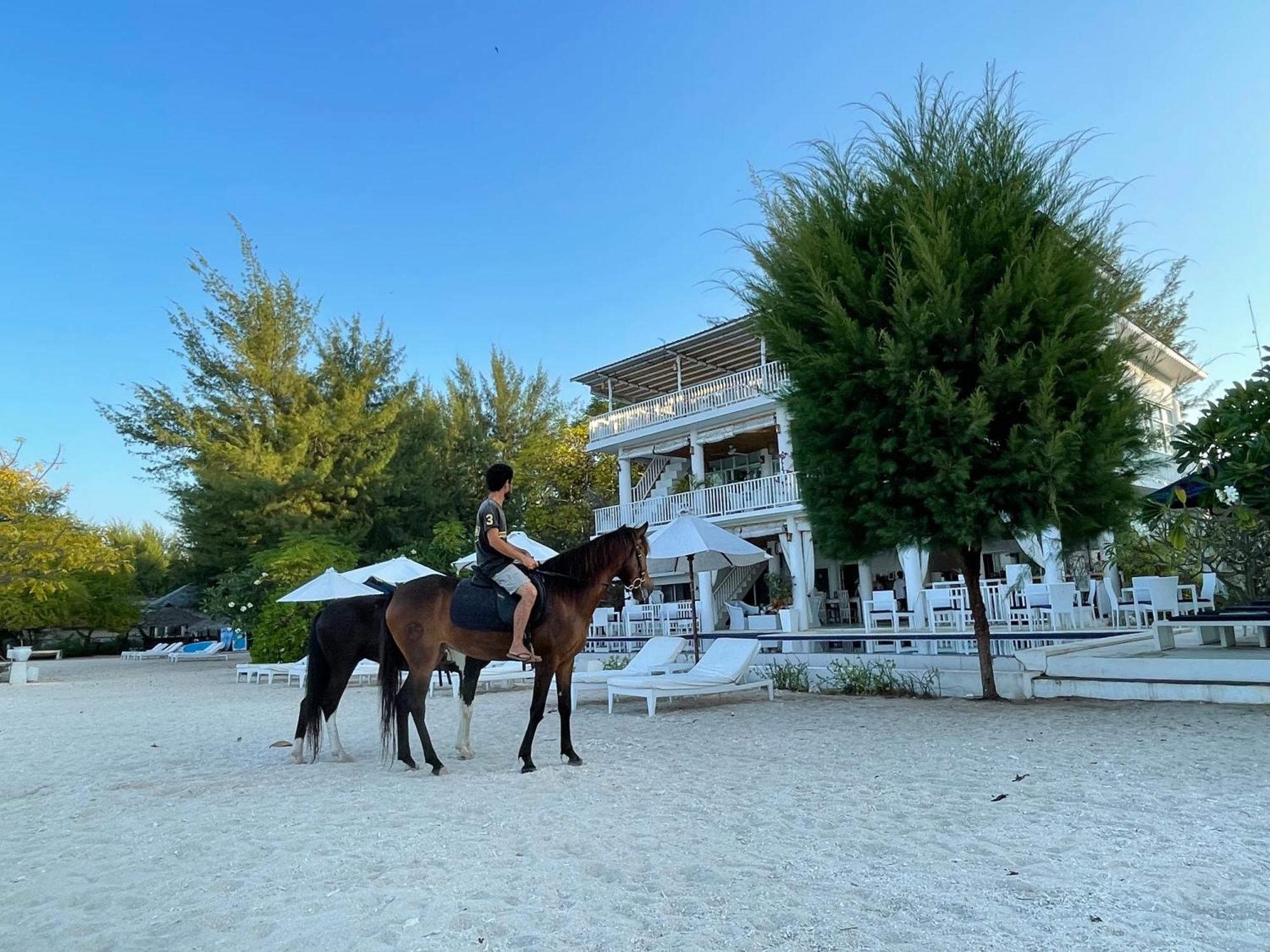 Seri 4* Gili Meno